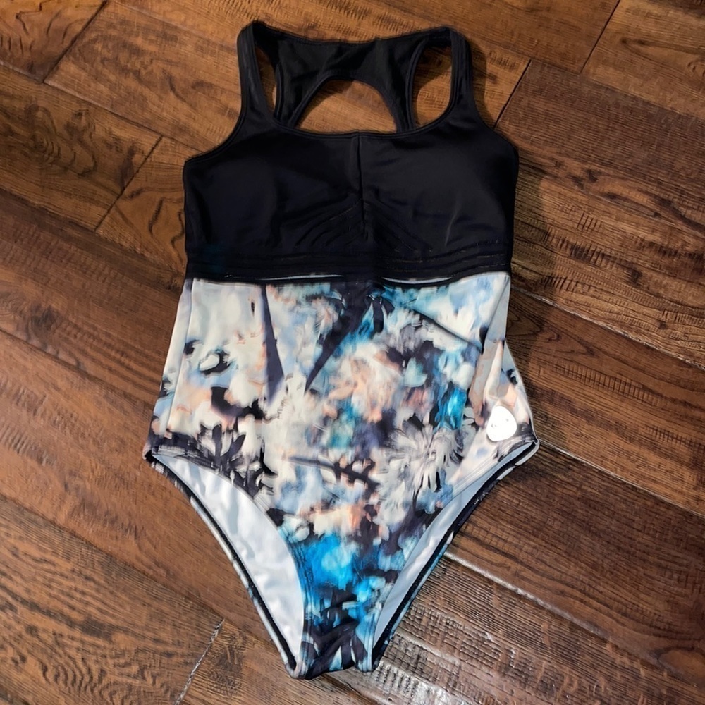 ROXY Swimsuit Size Small